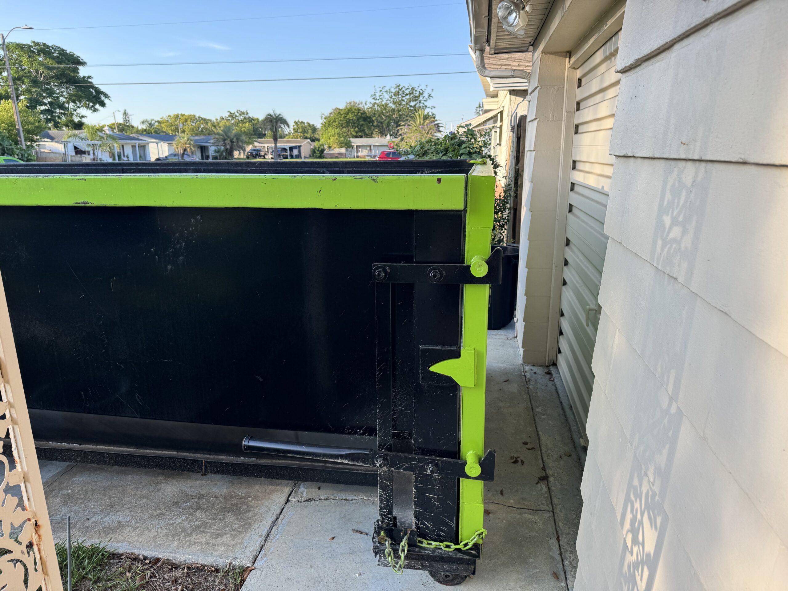 15 Yard Dumpster View 3