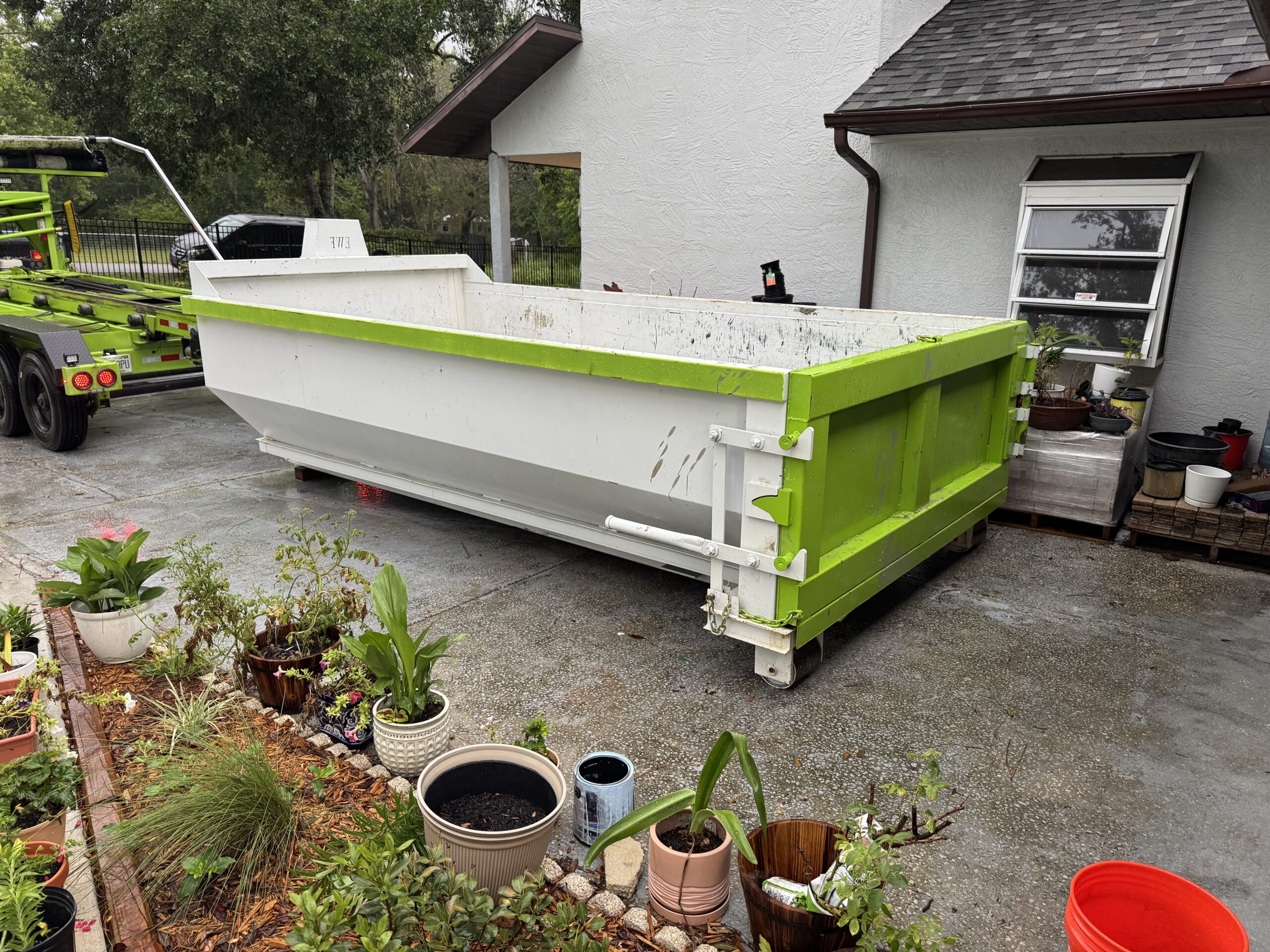 10 Yard Dumpster in Use 1