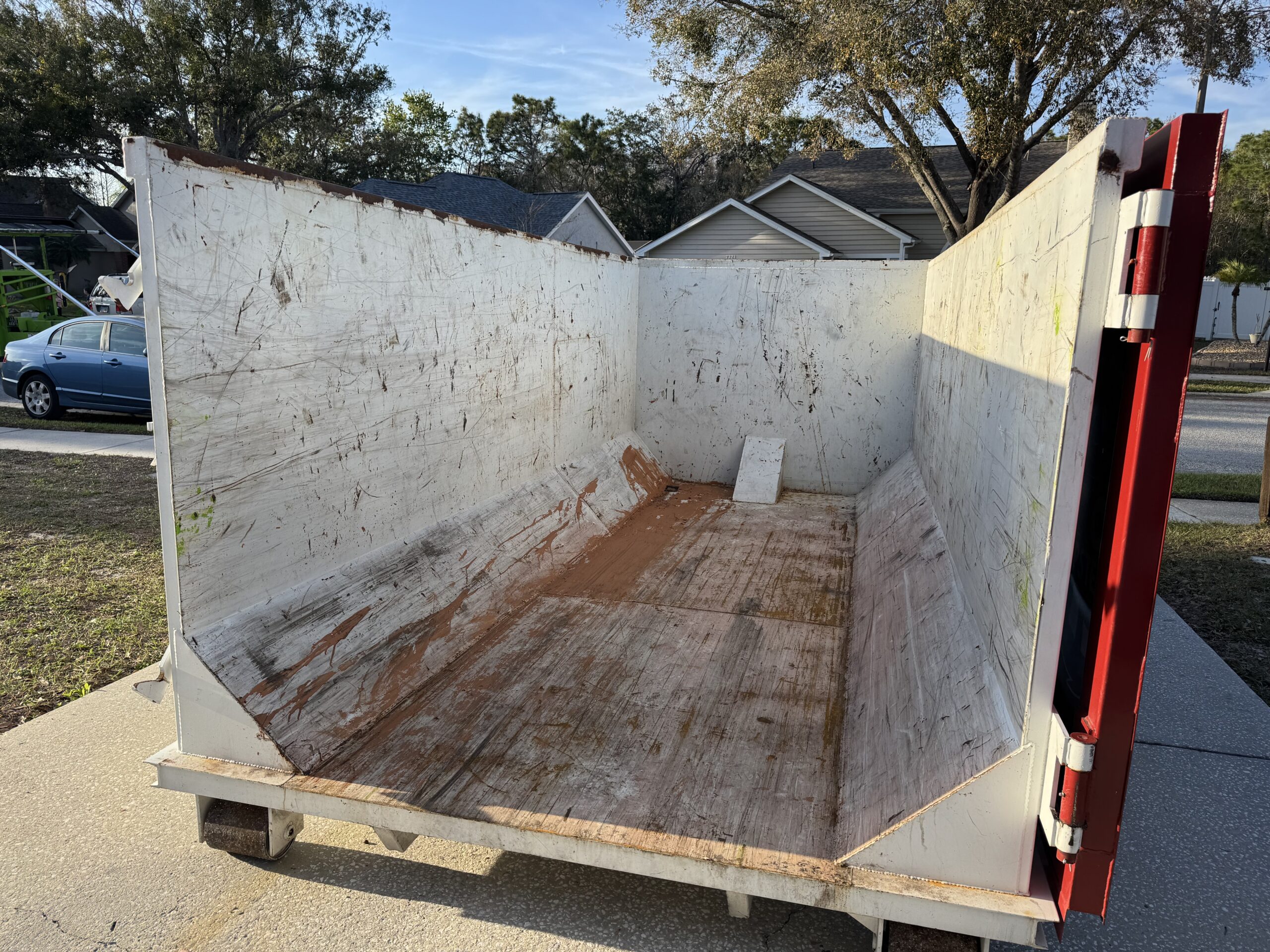 15 Yard Dumpster in Use 2