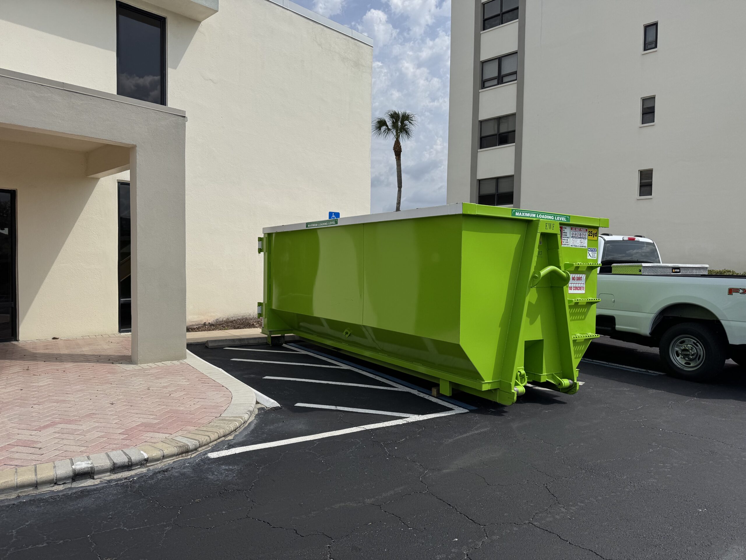 15 Yard Dumpster View 3
